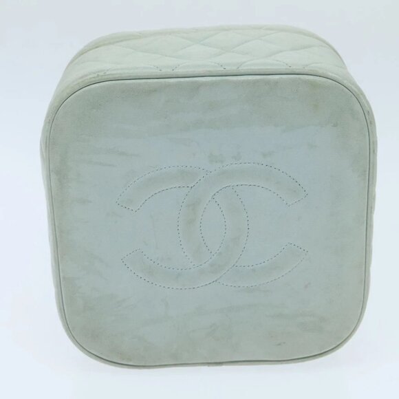 CHANEL Matelasse Vanity Cosmetic Pouch Lamb Skin Blue Gold CC Auth yk15445 - Picture 12 of 16